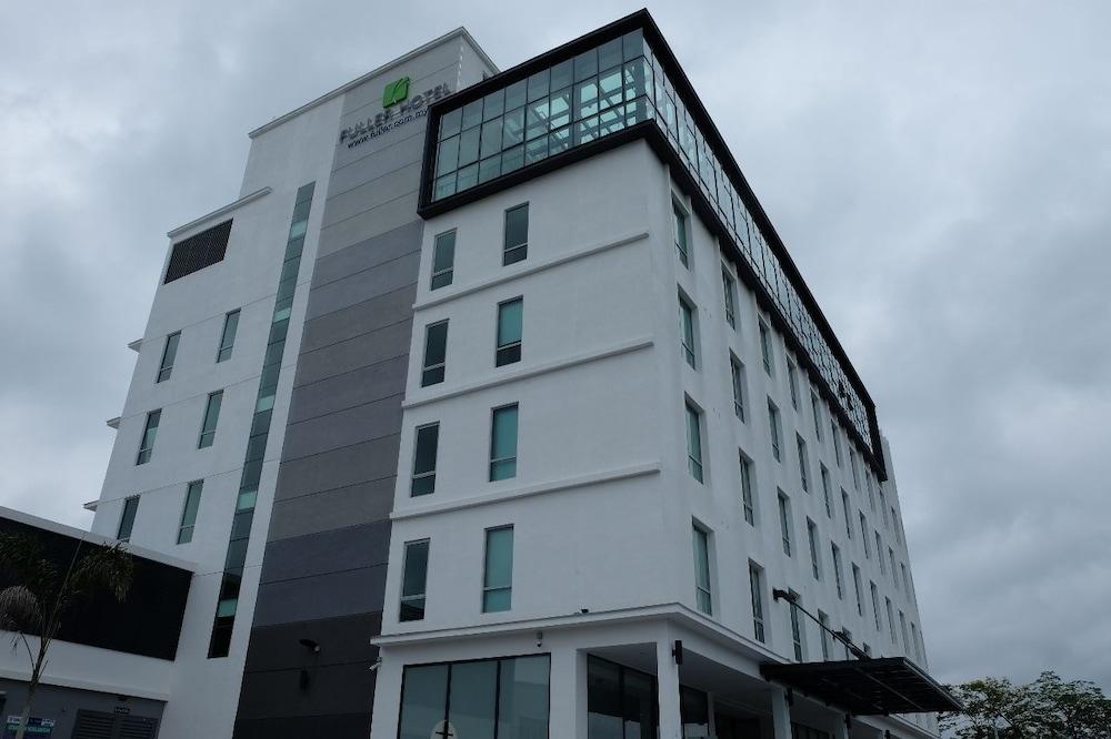 Fuller Hotel Kulim Exterior foto