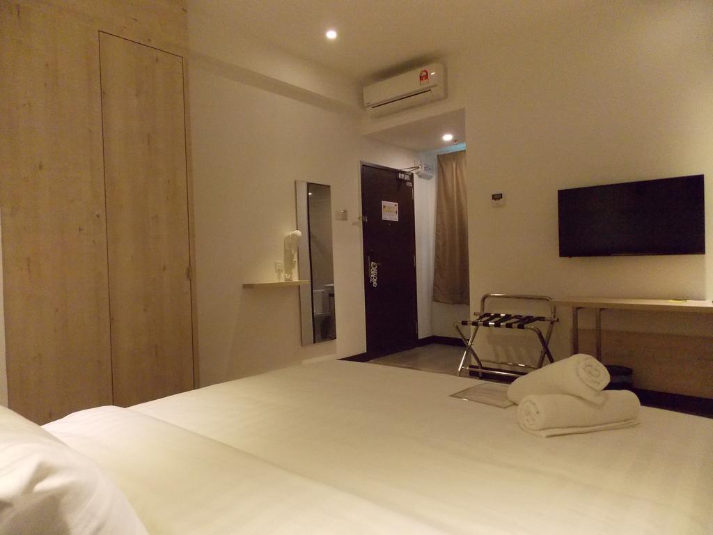 Fuller Hotel Kulim Exterior foto